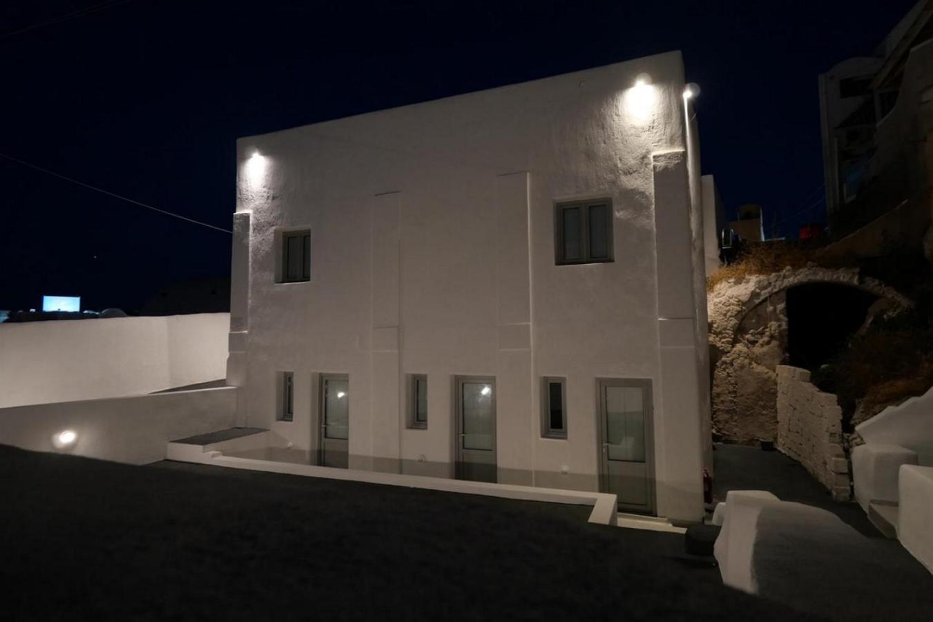 Fira Center Freedom Rooms Exteriér fotografie